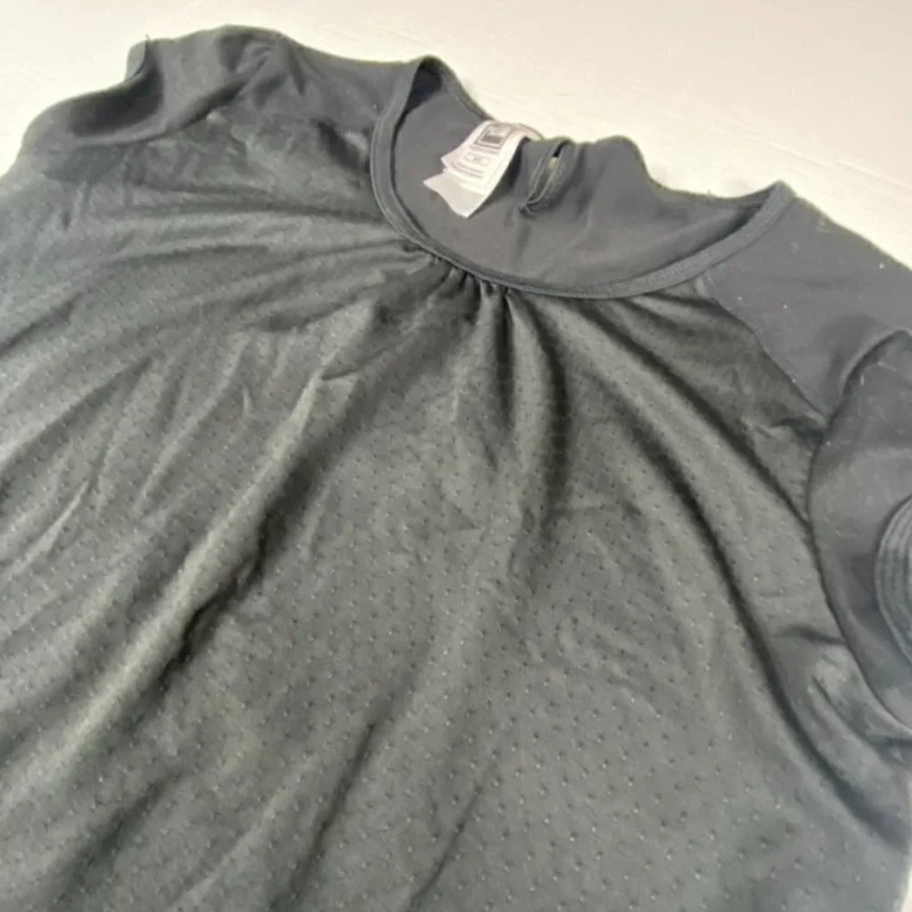 The North Face black short-sleeve shirt, M - Picture 4 of 9